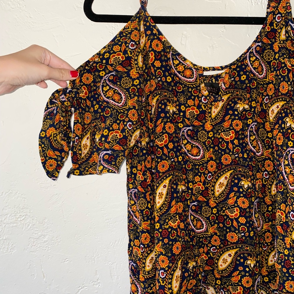 Shyanne cold shoulder paisley blouse - Picture 4 of 5